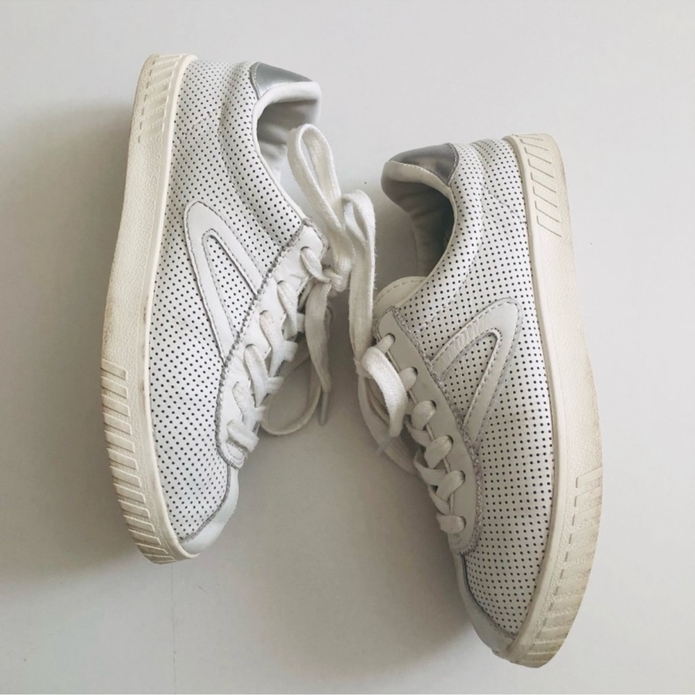 Tretorn Nyliteplus Leather White Sporty Sneakers Size 5.5